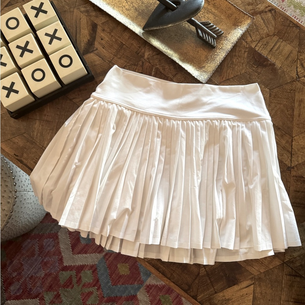 Aerie Offline White Pleated Mini Skort